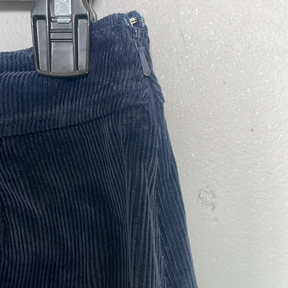 Liz Claiborne Liz Sport Size 6 Navy Corduroy Cotton Skirt prep office classic